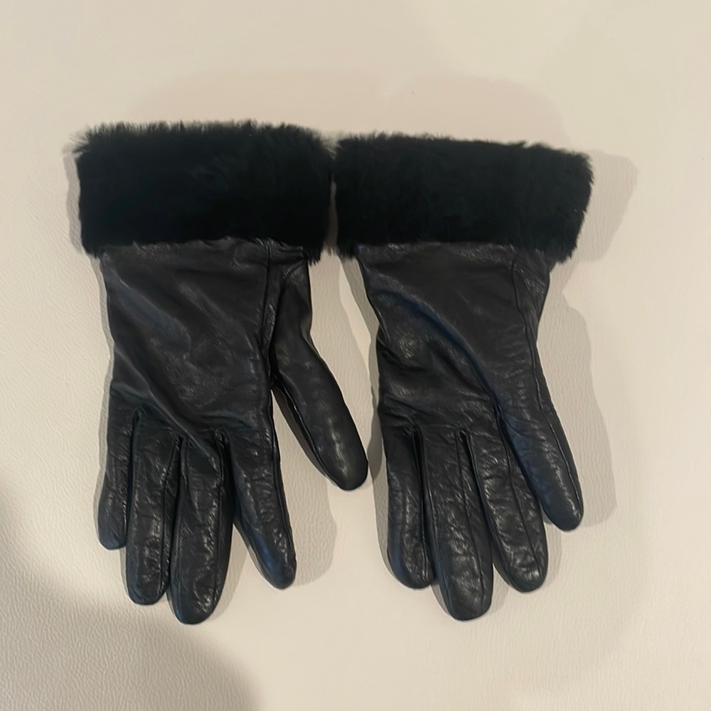 Ugg Gloves - image 1